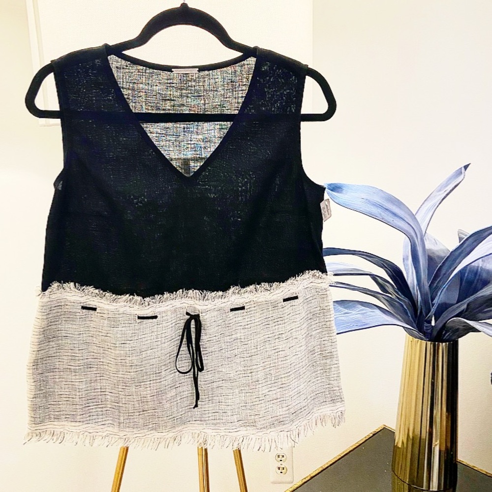 Dartnell Linen Top, Size 1